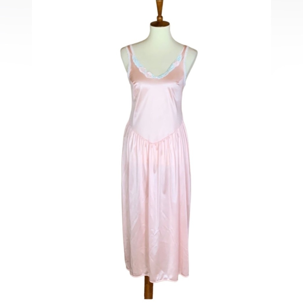 Vintage Beth Michaels / JC Penney night gown Size Small New with tag